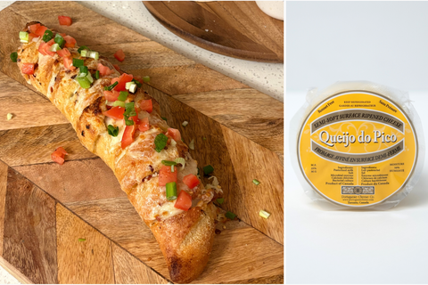 Cheesy Pico Chorizo Pull-Apart Bread